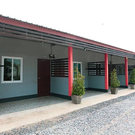 เอ็นพี เดอะปาย ห้องพักนครสวรรค์ Exterior foto